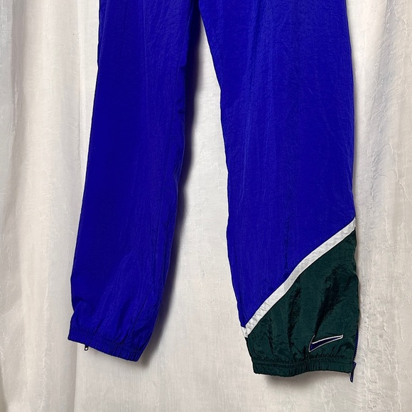 Nike 90’s Style Nylon Track Pants Running Activewear Joggers | Large - Picture 5 of 15